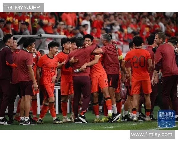 上海足球队耐力变革引发热议球迷期待新篇章的崛起与挑战