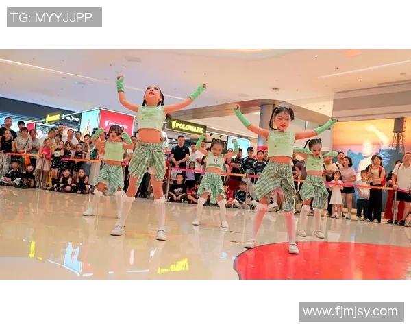 周秀英独家分享街舞心得与技巧助你舞出自信与风采 周秀英独家分享街舞心得与技巧助你舞出自信与风采